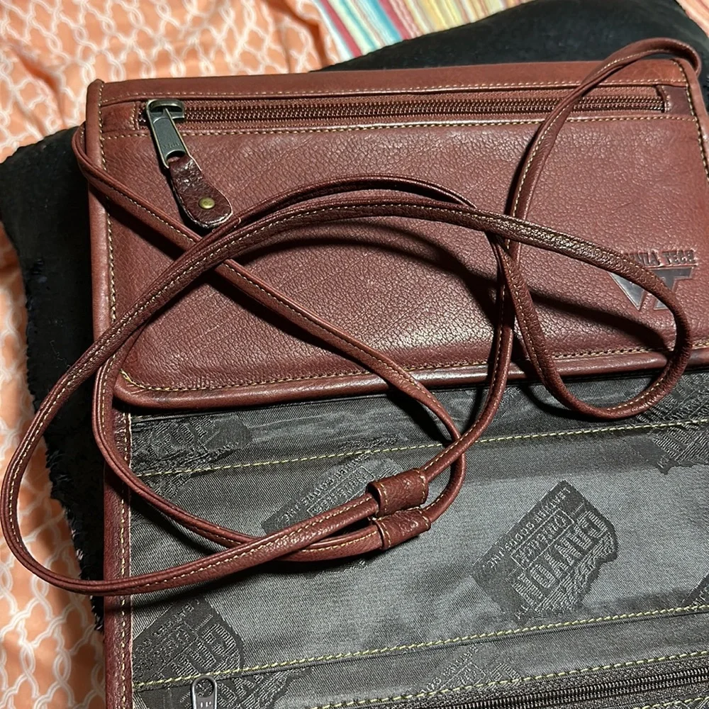 Virginia Tech 🧡 HOKIES ♥️ purse with removable strap - Picture 11 of 17